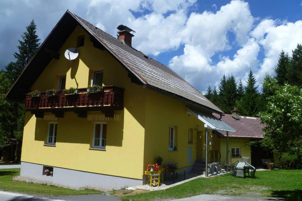 Gemuetliches Ferienhaus Am Waldrand Tröpolach Екстериор снимка